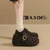 Zapatos de algodón con correa de hebilla de cuero francés 2026 zapatos de felpa Birkenstock con lunares casuales versátiles otoño e invierno novedad zapatos de tacón oculto para mujer