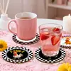 Posavasos de Gallo Peculiar Transfronterizos, Posavasos de Madera Antideslizantes y Aislantes del Calor con Diseño a Cuadros Rosas y Negros, Posavasos que Calientan el Corazón