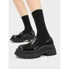 Mocassins Plataforma de Solado Grosso para Mulheres 2025 Novos Sapatos Pequenos de Couro que Aumentam a Altura Estilo Britânico Moda de Alta Qualidade Sapatos Retrô