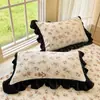 Conjunto de Cama de Inverno Classe A Luxo Leve Lã de Leite Renda Estilo Colcha Conjunto de Quatro Peças Capa de Edredom Renda Colcha Conjunto de Três Peças Conjunto de Roupa de Cama 3