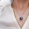 Collar colgante de flor con diamantes completos de alta gama para celebridades de Internet, venta en vivo, nuevas cuentas de perlas negras de imitación de agua dulce, Earth Creek
