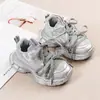 Zapatos Deportivos para Niñas 2026 Estilo Nuevo para Niñas de Edad Media y Mayores Zapatillas de Caña Baja Ligeras de Moda Estilo Papá Zapatos Individuales para Estudiantes Casuales de Moda