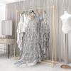 Tienda de ropa, perchero para bodas, colgador lateral de piso a piso, estante para cheongsam, estante para vestidos, exhibición dorada elevada