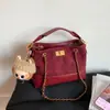 Bolsa Tote Satchel Elegante de Luxo Acessível Estilo Tweed para Mulheres Moda Outono Inicial Acolchoada com Corrente Bolsa de Ombro Único Transversal de Alta Qualidade