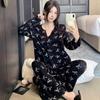 Conjunto de Pijama de Doble Botón con Cuello en V para Mujer de Primavera y Otoño con Estampado Dulce de Dibujos Animados Anime, Tejido de Costilla de Seda de Hielo, Se Puede Usar Afuera