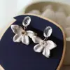 Pendientes Colgantes de Flor de Perla Gota de Aceite Incrustada con Diamante de Aguja de Plata Pendientes Sencillos Elegantes de Nicho Pendientes Elegantes Franceses Elegantes