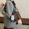 Mochila Retrô para Mulheres, Grande Capacidade, Casual e Versátil, Mochila Escolar para Estudantes, Textura Simples, Mochila de Viagem de Aparência Sofisticada