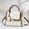 2026 Bolso Cuadrado Pequeño Nuevo, Bolso de Hombro de Gran Capacidad, Estilo Elegante para el Trabajo, Bolso Cruzado Versátil, Bolso de Solapa de Moda para Mujer