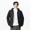 Jaqueta de Penas Leve Masculina 2026 Outono Inverno Nova Casual Versátil Moda Leve 90 Penas de Pato Branco Jaqueta de Penas com Capuz