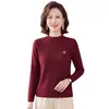 Top de capa base de cuello alto de alta calidad para madre 2026 Otoño/Invierno Nuevo estilo Pulóver para mujer de mediana edad Camiseta ajustada Top grueso