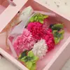 Buquê de Flores de Sabão de Rosa e Cravo para o Dia das Mães e Dia dos Professores, Flores Artificiais Espessadas com um Toque Realista de Alto Padrão, Flores Frescas em Caixa de Presente