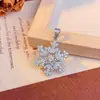 Colgante Copo de Nieve Transfronterizo Circonita Accesorios para Joyería DIY, Elegantes Accesorios Exquisitos de Otoño e Invierno, Accesorios de Lujo Ligero Estilo Francés para Mujer