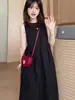 Vestido de té negro sin mangas estilo Hepburn inspirado en el francés, nuevo diseño para el verano de 2026, vestido negro para mujer