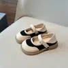 Zapatos de Cuero para Niñas Estilo Británico 2025 Primavera y Otoño Nuevos Zapatos de Princesa para Niños Suela Suave Antideslizante Zapatos de Rendimiento Zapatos Individuales para Bebé