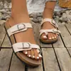 Sandalias planas de talla grande para mujer, modelo nuevo 2026, transfronterizas europeas y americanas, con decoración de hebilla, zapatos de playa ligeros y cómodos