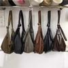 Bolso dumpling coreano ins al por mayor de gran capacidad retro de cuero suave plisado perezoso casual para combinar con todo bolso de hombro