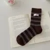 Calcetines de estilo coreano para primavera y otoño, con bloques de color y estampado de letras, micro-presión, calcetines de media pantorrilla para mujer en blanco y negro, calcetines largos transpirables a rayas superpuestos
