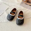 Zapatos de Princesa con Lentejuelas para Niñas Estilo Nuevo Primavera y Otoño 2026 Zapatos de Cuero Slip-On para Bebés Estilo Dulce Planos