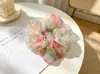 Elásticos para el pelo coloridos, elegantes y artísticos, scrunchies de malla floral de alta elasticidad, accesorios en stock para venta al por mayor