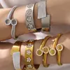 Pulsera de Flor Incrustada de Diamantes para Mujer, Pulsera de Acero Inoxidable Pulido Chapado en Oro, Pulsera de Moda Estilo Europeo y Americano Transfronterizo, Venta al por Mayor de Joyería