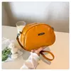 Bolsa almofada estilo coreano moda 2026 nova leve chique portátil para o dia a dia meia-lua de ombro transversal