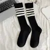Calcetines Jk para Mujer, Calcetines de Algodón Peinado hasta la Rodilla para Primavera y Verano, Calcetines Largos Holgados Rayados Estilo Universitario, Ligeramente Compressivos Adelgazantes de Tubo Alto