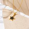 Moda Negro Estrella de Cinco Puntas Cadena Estrella Clavícula Lujo Ligero Elegante Acero de Titanio Simple Combinable Collar 26 Letras del Alfabeto Inglés