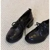 Versión de cuero~Zapatos de mujer de suela gruesa estilo británico, nueva colección primavera/otoño 2026, con cordones, tacón grueso, mocasines negros elegantes