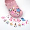 Zapatos de Unicornio Lindos de Dibujos Animados Zapatos de Verano con Agujeros Florales Hebilla de Zapato Personalidad Goma Suave Extraíble Zapatos de Jardín Hebilla Decorativa