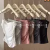 Camisole sexy e sedutora de nylon de alta qualidade com franzidos para mulheres, top interno fino de alça fina para o verão, estilo doce e picante, top sem mangas