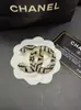 Nuevo y elegante broche de gota de aceite con diamantes completos, inspirado en Chanel, de alta gama, lujo ligero, estilo minimalista, accesorio para la ropa, moderno