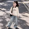 Nuevo Conjunto de Moda Primavera y Otoño para Niñas Mayores: Sudadera Dulce con Cuello y Jeans Estilo Universitario, Conjunto de Dos Piezas de Moda