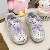 Zapatos Deportivos de Entrenamiento Bajos de Dibujos Animados KT Cat con Diseño de Puntos para Bebés Pequeños, Suela Suave, Zapatos Casuales Nuevos para Niños Pequeños Primavera/Otoño 2026