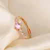 Anel de Luxo Leve Tendência no Tiktok Estilo Moda Coreana Microcravejado com Diamante e Madrepérola para Mulheres com Acabamento de Alto Padrão Que Não Desbota