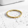 Anillo fino de acero de titanio simple coreano con personalidad, anillo de oro rosa con diamantes y flores a la moda para niñas, anillo para el dedo índice al por mayor