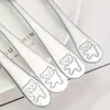 Venta al por mayor del fabricante Oso de Dibujos Animados de Aspecto Elegante Cuchara para Sopa de Acero Inoxidable Cuchara para Remover Bebidas Cuchara para Postre Cuchara de Mesa Multifuncional