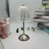 Arte de hierro transfronterizo Iluminación Zhongshan Luz nocturna LED Lámpara de mesa decorativa para dormitorio bar Lámpara de mesa creativa Lámpara de mesa de ambiente