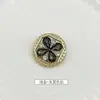 Botões Decorativos de Diamante Colorido em Metal Novidade Outono e Inverno Botão para Casaco Suéter Tricô Roupa Social Pequena Jaqueta Estilosa Acessórios de Botão