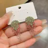 Pendientes de Cadena con Borlas Estilo Étnico Retro Lujo Ligero Temperamento de Alta Gama Versátiles Pendientes de Aguja Plateada para Celebridades de Internet Pendientes para el Trabajo