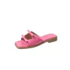 Novas chinelos de dedo abertos para mulheres, de bico quadrado, estilo lazy, para praia e uso externo, transfronteiriços Amazon