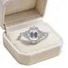Exclusivo para Cross-border Wish Venta Caliente Nuevo Adorno de Cobre Zircón Blanco Anillo de Princesa Diamante de Imitación Anillo de Compromiso Venta Directa