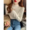 Camiseta base de cuello semi-alto para mujer, capa interior elegante, nuevo suéter popular de punto de lana de manga larga para otoño e invierno, suéter negro ajustado