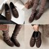 Hermosos ~ zapatos de piel con hebilla cuadrada de pedrería de blogger primavera 2025 tacón bajo grueso punta redonda piel zapatos de boca profunda para mujer