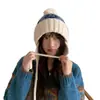 Chapéu de Tricô Jacquard Color Block Estilo Fair Isle Retrô com PomPom para Mulheres, Tendência de Inverno Chapéu Espesso com Cadarço e Orelhas, Chapéu Puxar Frio