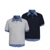 Camisa polo estilo americano com toque de alta qualidade, camiseta de manga curta com gola de lapela xadrez falsa de duas peças, estilo college de verão, adequada para casais, casual de negócios