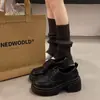 Zapatos de Cuero Pequeños de Suela Gruesa con Aumento de Altura Estilo Retro Británico Nuevos para Mujer Primavera/Otoño 2026 con Cordones Versátiles Color Negro para el Trabajo Mocasines