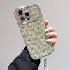 Adecuado para funda de teléfono iPhone 16 con patrón de rombos de diamantes completos, Apple 17 con cadena de perlas, Anticaída, Electrochapada, Diseño de ventana grande, 15