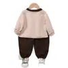 Conjunto de Ropa de Otoño para Niños 2026 Nuevo Conjunto de Dos Piezas con Sudadera de Dibujos Animados de Primavera y Otoño para Niños Ropa Casual Moderna para Bebé