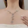 Vasto Céu Estrelado2025 Colar de Pétalas Prata Cintilante com Diamantes, Acessório de Pescoço com Pingente de Pétala, Moderno e Versátil