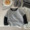 Conjunto de Moletom Duas Peças Infantil Estilo 2026 Primavera Novo Meninos Manga Longa Gola Redonda Listrado Estilo Coreano Versátil para Bebês
